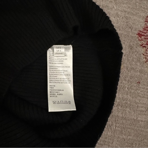 Urban outfitters knit sleeveless top S - Picture 4 of 5